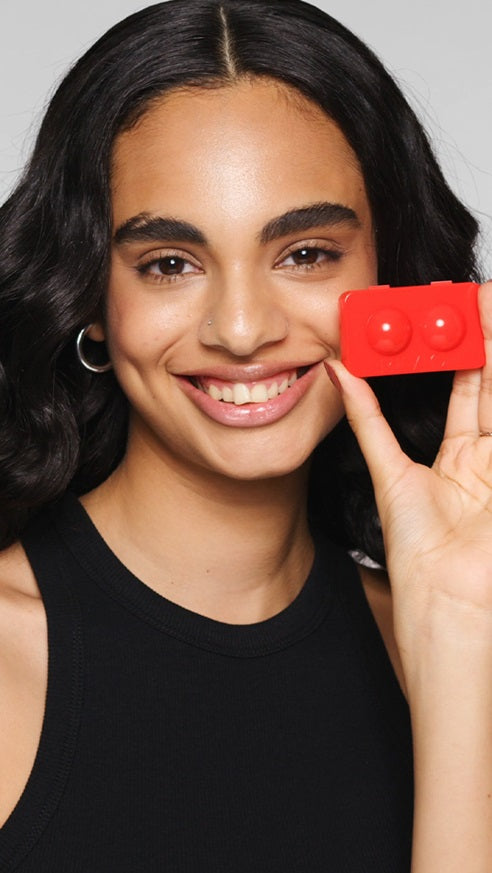 Facial Roller Refill Pack – dy rimbushje për roller fytyre Revlon, gur vullkanik për yndyrë të tepërt dhe top inox për ftohje / Revlon facial roller refill pack, volcanic stone for excess oil and stainless steel cooling ball